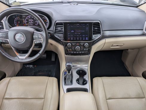 Used 2020 Jeep Grand Cherokee Limited w/ Luxury Group II RWD image 14