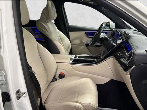 Used 2023 Mercedes-Benz GLC 300 4MATIC image 17