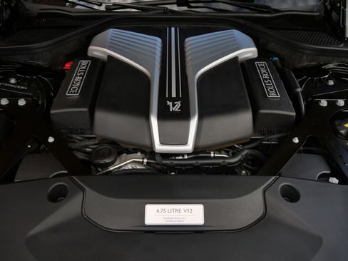 Used 2022 Rolls-Royce Ghost AWD/4WD image 30
