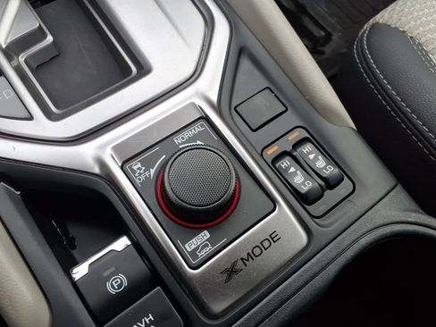 Used 2023 Subaru Forester Premium image 25