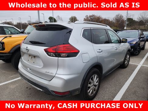 Used 2017 Nissan Rogue SV image 7