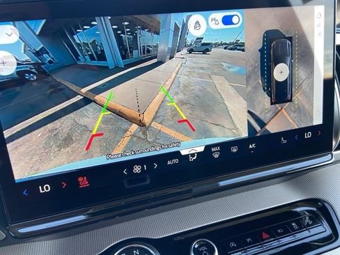 New 2026 Ford Expedition Active AWD/4WD image 23