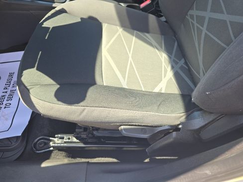 Used 2015 Ford Fiesta S FWD image 16