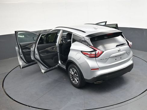 Used 2017 Nissan Murano SV image 36