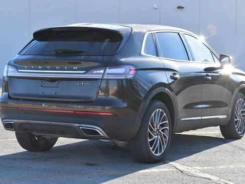 Used 2020 Lincoln Nautilus Reserve image 5