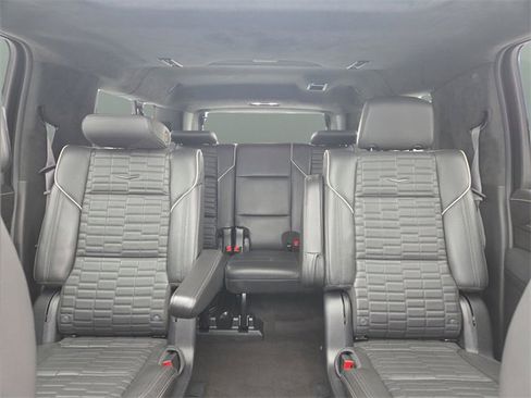 Used 2023 Cadillac Escalade ESV Sport Platinum w/ LPO, ONYX Package image 35