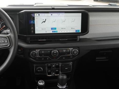 New 2026 Jeep Gladiator Sport image 14