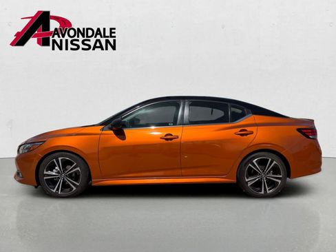Certified 2022 Nissan Sentra SR w/ Lighting Package FWD image 3