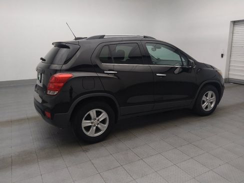 Used 2017 Chevrolet Trax LT w/ LT Convenience Package FWD image 10