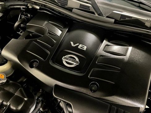 Used 2024 Nissan Armada SL image 32