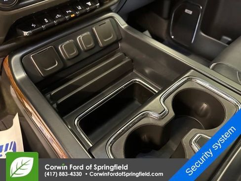 Used 2018 Chevrolet Silverado 2500 High Country w/ Duramax Plus Package image 28