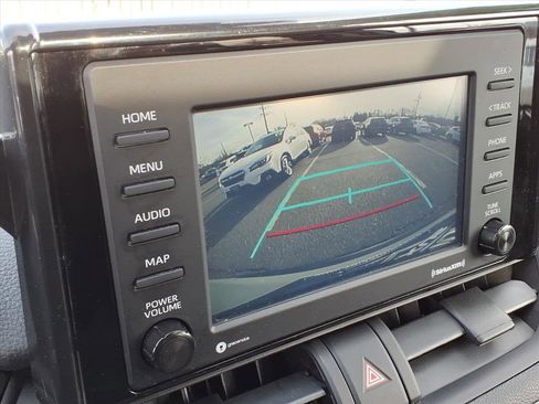 Used 2020 Toyota RAV4 XLE w/ Convenience Package image 22