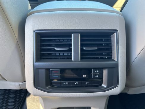 Used 2023 Volkswagen Atlas SEL image 22