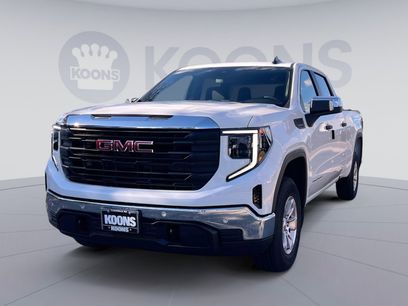 New 2026 GMC Sierra 1500 Pro w/ Pro Value Package