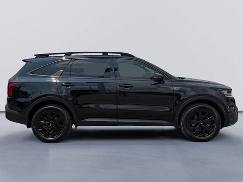 Used 2023 Kia Sorento S w/ Panoramic Sunroof Package AWD/4WD image 2