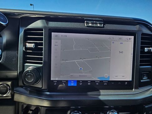 New 2026 Ford F250 Lariat w/ Black Appearance Package image 39