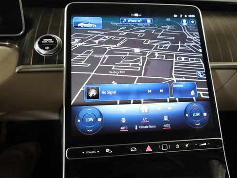 Certified 2022 Mercedes-Benz S 580 4MATIC Sedan image 17