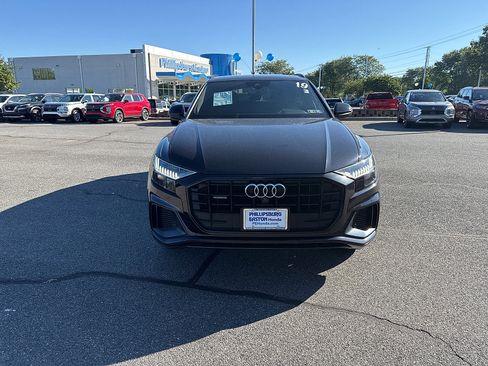 Used 2019 Audi Q8 Premium Plus w/ Premium Plus image 1