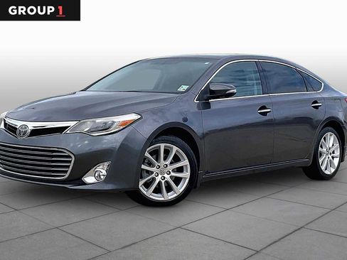 Used 2014 Toyota Avalon Limited w/ Technology Package FWD image 1