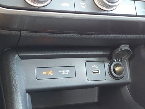 New 2025 Acura Integra Base image 26