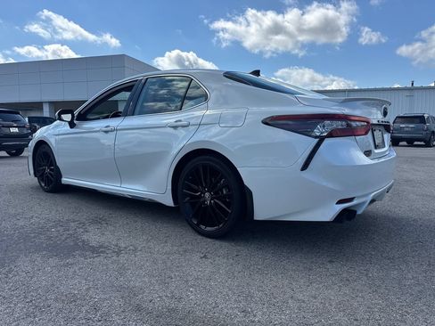 Used 2024 Toyota Camry XSE FWD image 4