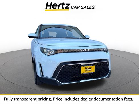 Used 2025 Kia Soul LX w/ LX Technology Package FWD image 1