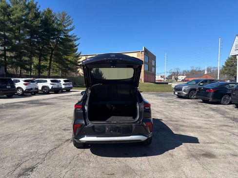 Used 2025 Buick Envista Sport Touring image 30