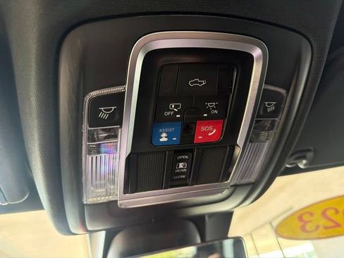 Used 2023 RAM 1500 Limited AWD/4WD image 25