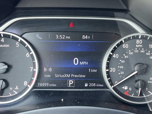 Used 2022 Nissan Murano SV AWD/4WD image 17