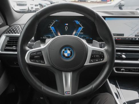 Used 2024 BMW X5 xDrive50e w/ M Sport Package AWD/4WD image 14