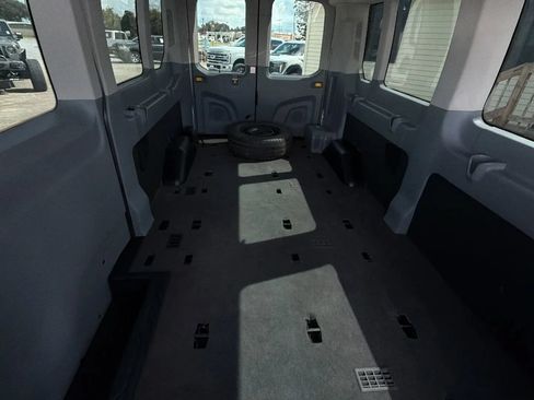 Used 2019 Ford Transit 350 XLT RWD image 17