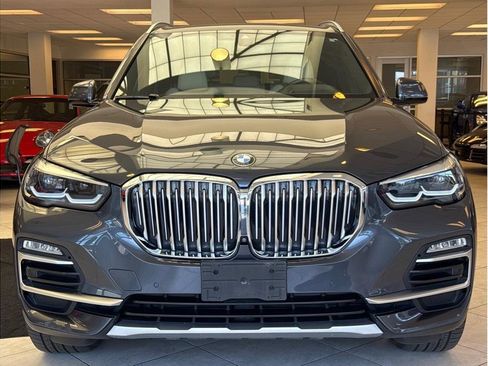 Used 2021 BMW X5 xDrive40i w/ Premium Package AWD/4WD image 3