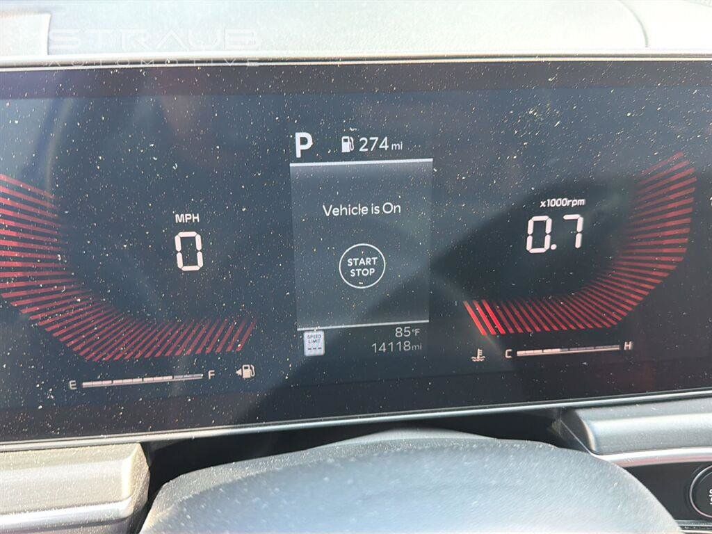 Used 2025 Kia K5 GT-Line w/ GT-Line Premium Package AWD/4WD image 8