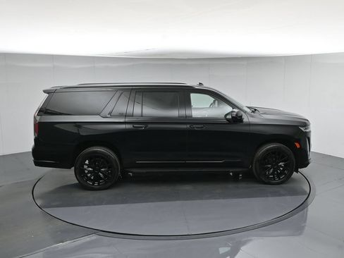 Used 2021 Cadillac Escalade ESV Luxury AWD/4WD image 49