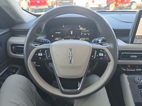 Used 2022 Lincoln Aviator Reserve w/ Elements Package Plus image 22