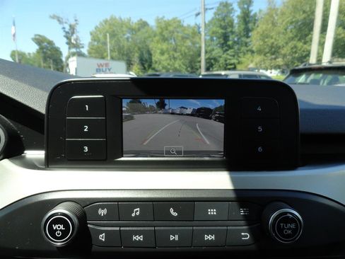 Certified 2022 Ford Escape S image 16