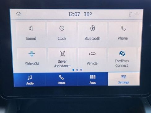 Used 2021 Ford Explorer XLT w/ Equipment Group 202A image 15