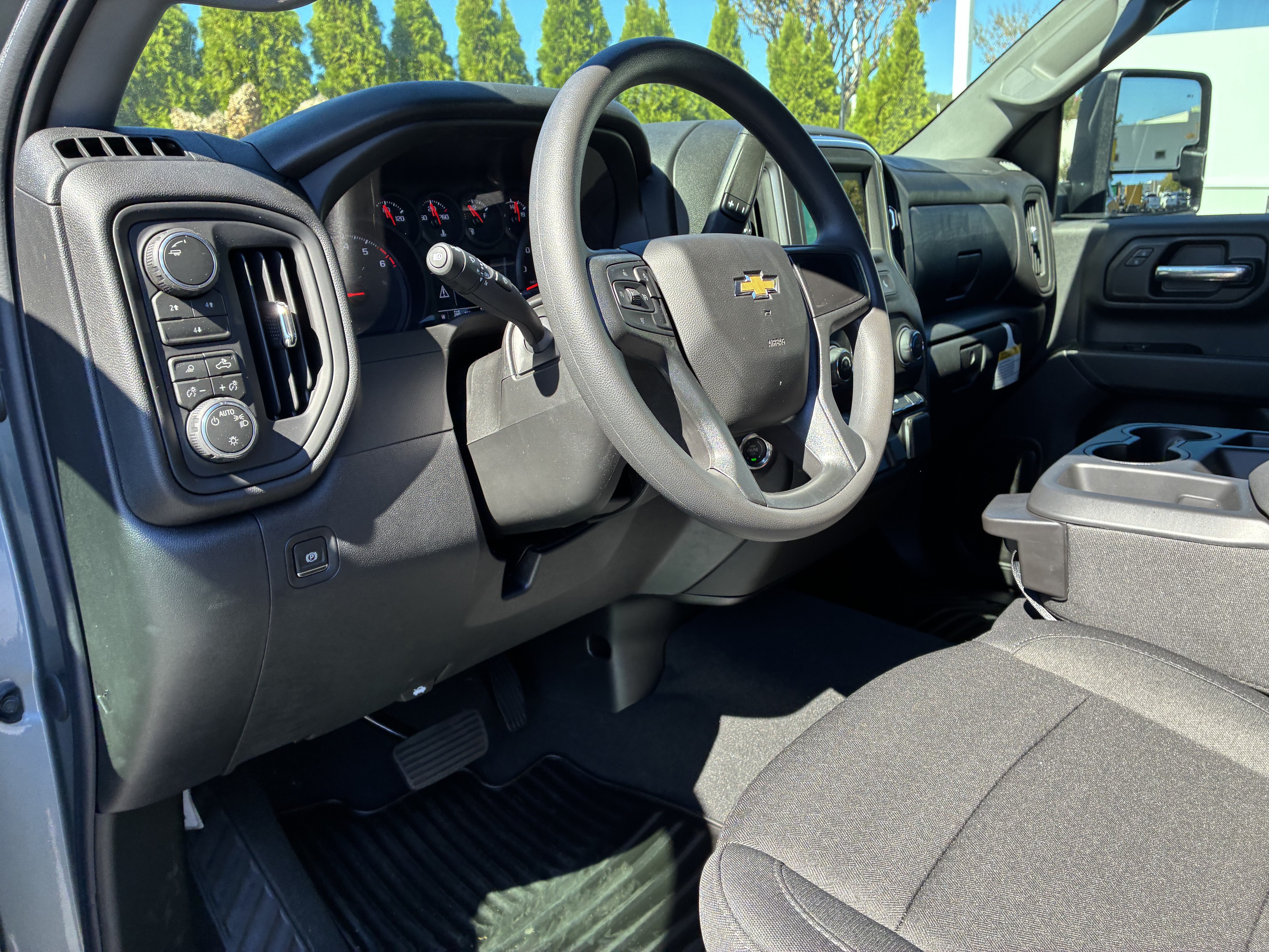 New 2026 Chevrolet Silverado 2500 Custom w/ Custom Value Package AWD/4WD image 24