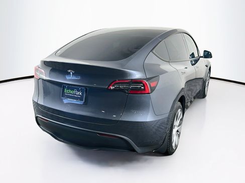 Used 2023 Tesla Model Y Long Range AWD/4WD image 9