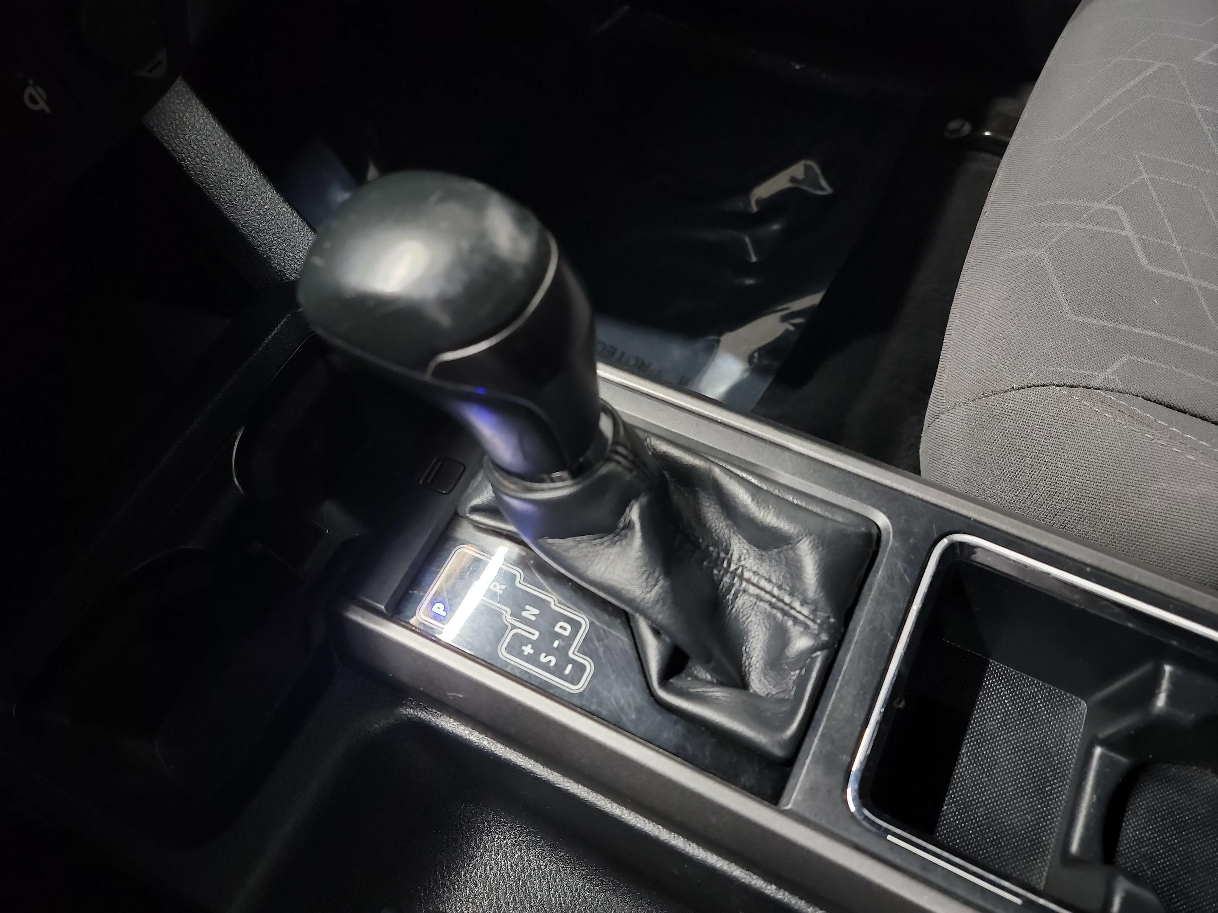 Used 2019 Toyota Tacoma TRD Sport AWD/4WD image 26