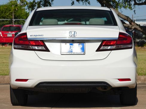 Used 2014 Honda Civic EX image 16