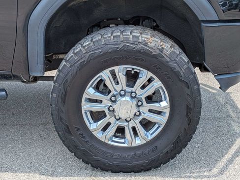 Used 2022 GMC Sierra 2500 AT4 AWD/4WD image 11