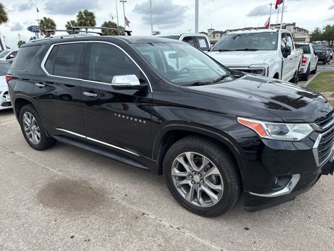 Used 2019 Chevrolet Traverse Premier w/ LPO, 'HIT The Road' Package image 2