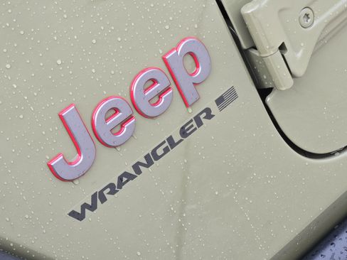 New 2026 Jeep Wrangler Unlimited Rubicon image 9