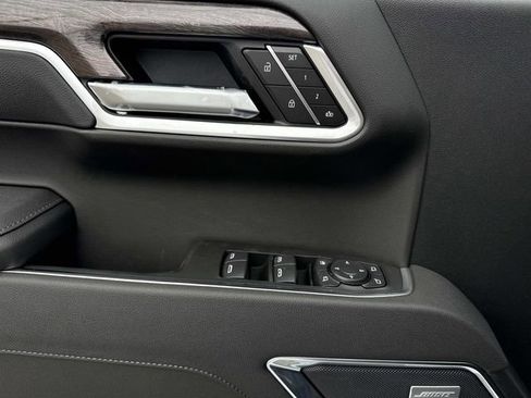 New 2026 Chevrolet Silverado 1500 LTZ w/ LTZ Premium Package image 13