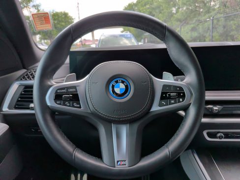 Certified 2024 BMW X5 xDrive50e w/ M Sport Package AWD/4WD image 23