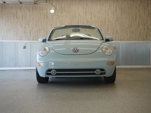 Used 2004 Volkswagen Beetle GLS FWD image 4