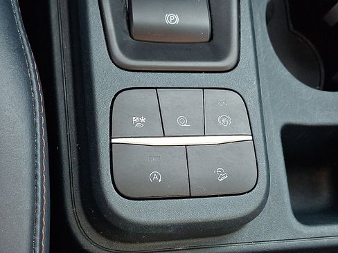 Used 2022 Ford Maverick Lariat w/ Equipment Group 500A Standard AWD/4WD image 25