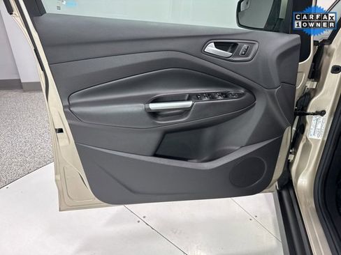 Used 2017 Ford C-MAX SE image 7