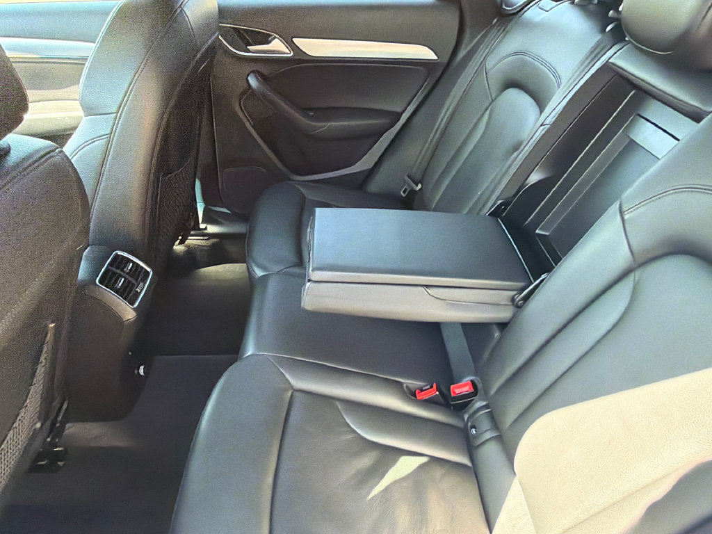 Used 2018 Audi Q3 2.0T Premium Plus w/ Premium Plus Package FWD image 20